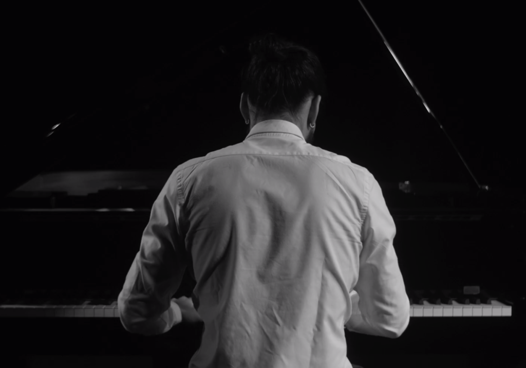 Ken Mauron & Piano